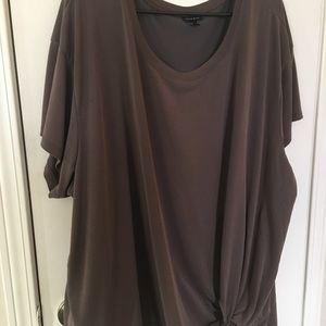 TORRID 4x brown top w/ tied bottom.Never worn.